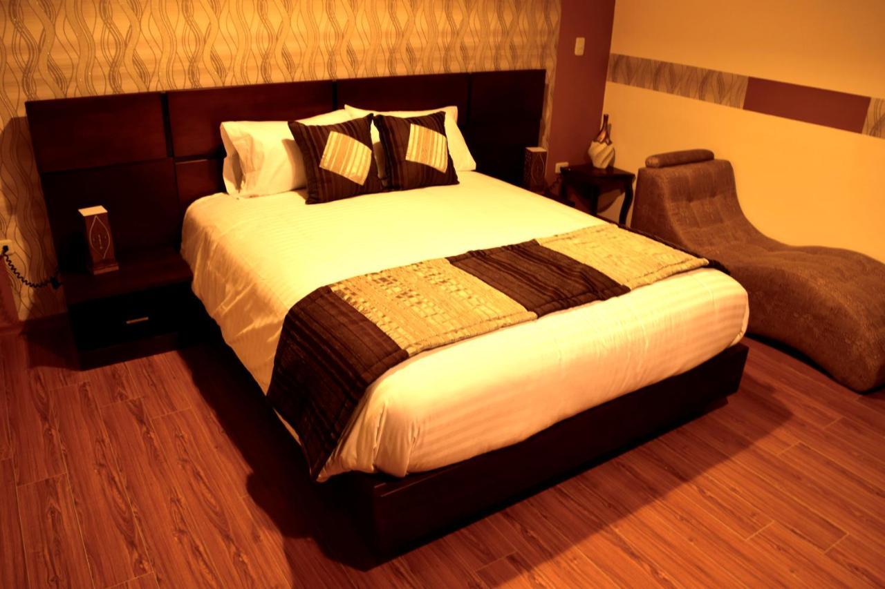 La Kapital Hotel Ambato Extérieur photo