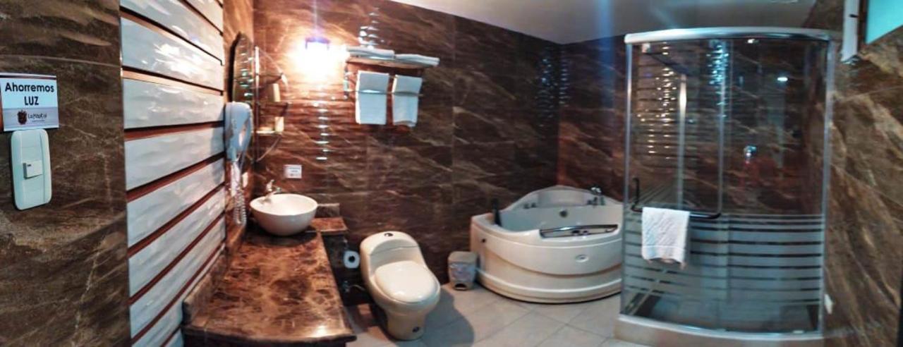 La Kapital Hotel Ambato Extérieur photo